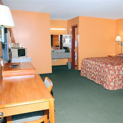 American Inn Cleburne Kültér fotó